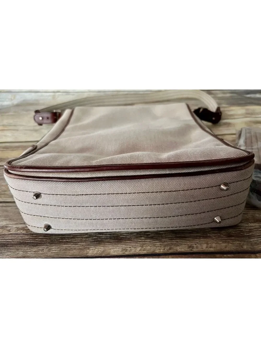 NWOT BARON TRAVEL BAG